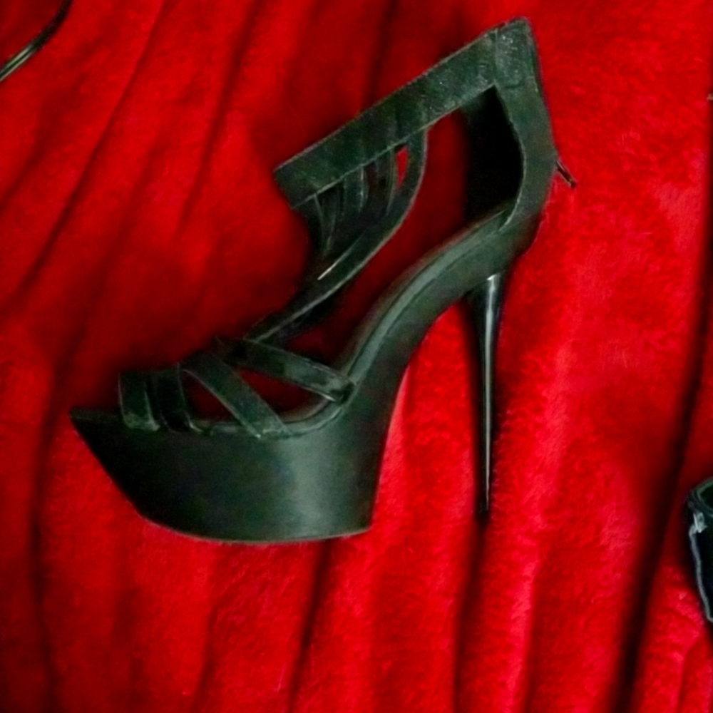 Platform heels never worn out